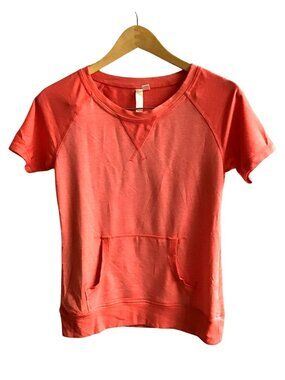GREEN TEA- WOMENS SHORT SLEEVE CREW NECK KANGAROO POCKET BASIC TSHIRT SIZE SMALL